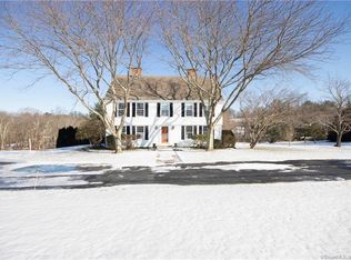 42 Munson Rd, Middlebury, CT 06762