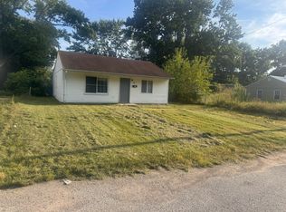 28 Agnes Dr, Cahokia, IL