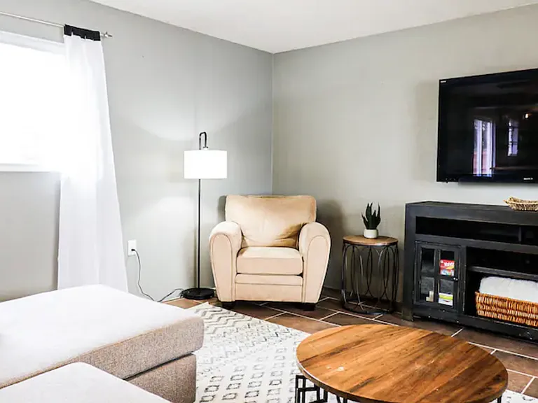 3279 SW Pumice Pl — Photo 4