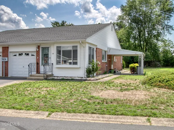 2 Bunker Hill Drive #B, Whiting, NJ 08759