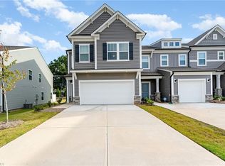 4023 Aster Point Ct, Pfafftown, NC 27040