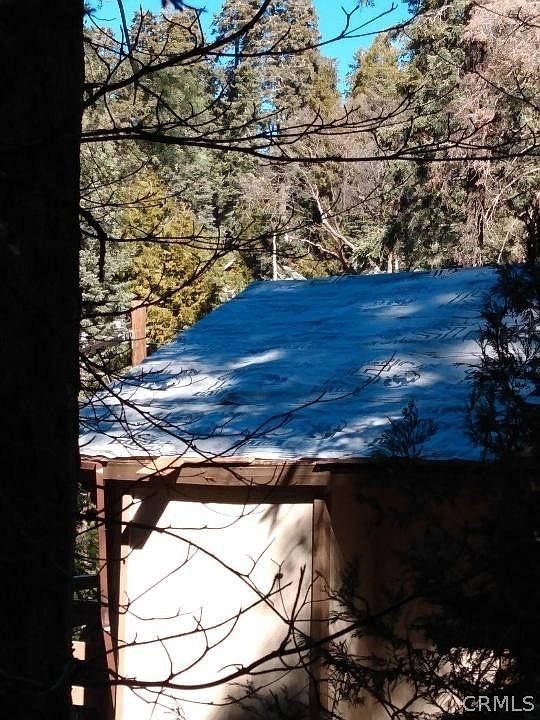 2nd image of 813 Lake Dr