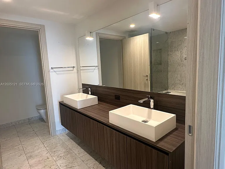 1000 Brickell Plz #4503 — Photo 24