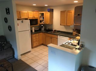 94 Reservoir St, Needham, MA 02494