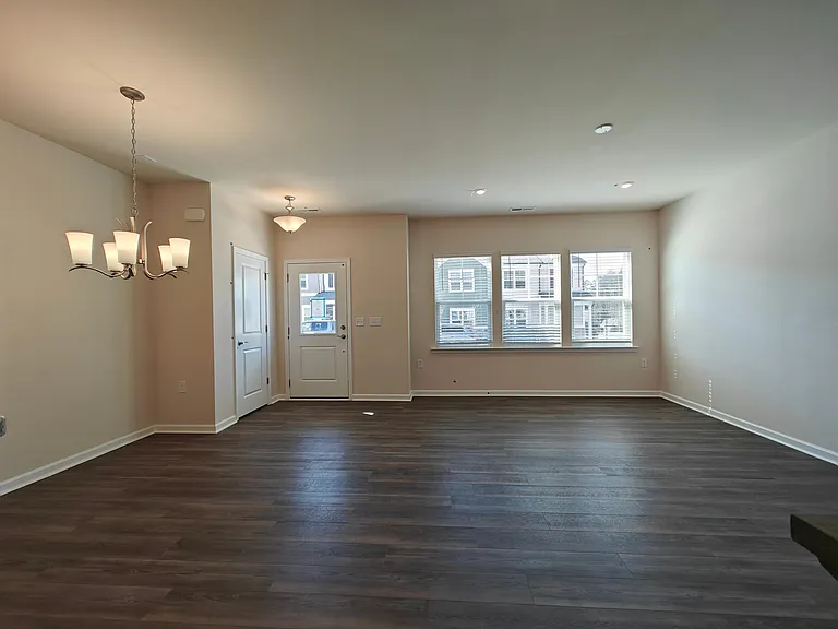320 Ribbon Rail St — Photo 15