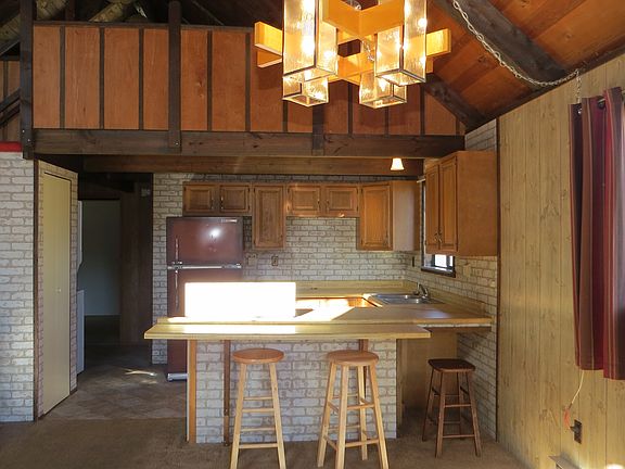 Dining/Kitchen/Eating Bar