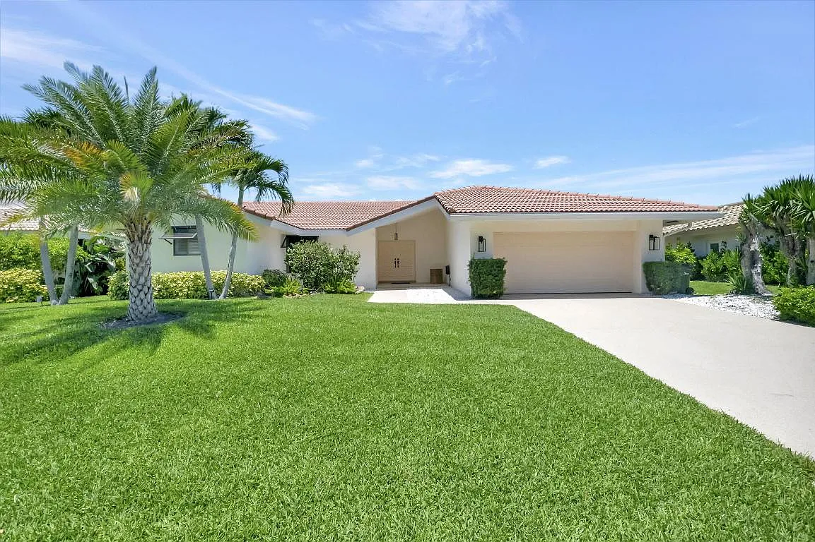 3 bed, 2234 sqft, $12,000 — Photo 1