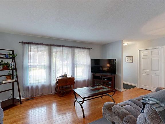 4th image of 2312 S 17th St