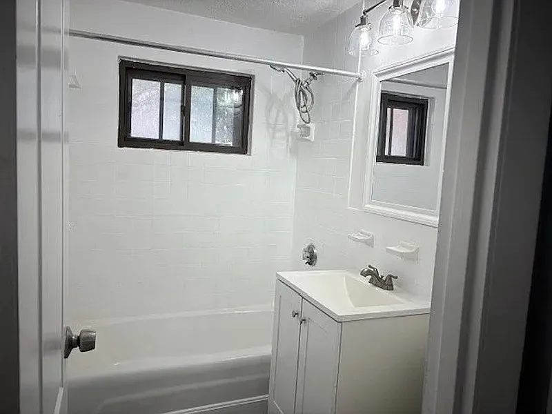 1 bed, 1.0 bath, 551 sqft, $1,770 — Photo 3