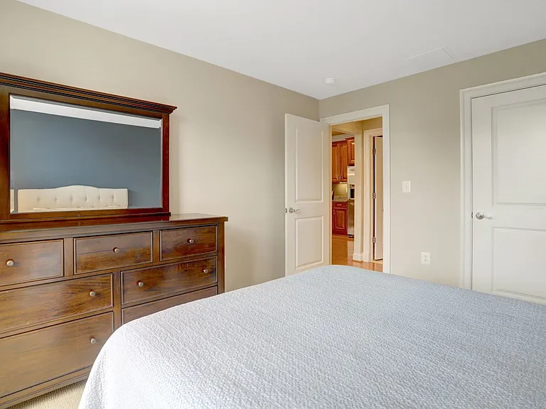 1023 N Royal St #312 — Photo 16