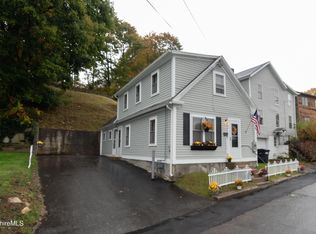 9 1/2 Richmond Ln, Adams, MA 01220