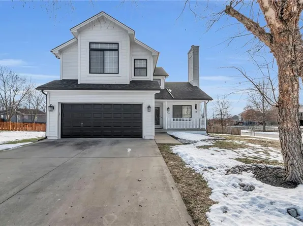 719 Claywoods Pkwy, Liberty, MO 64068