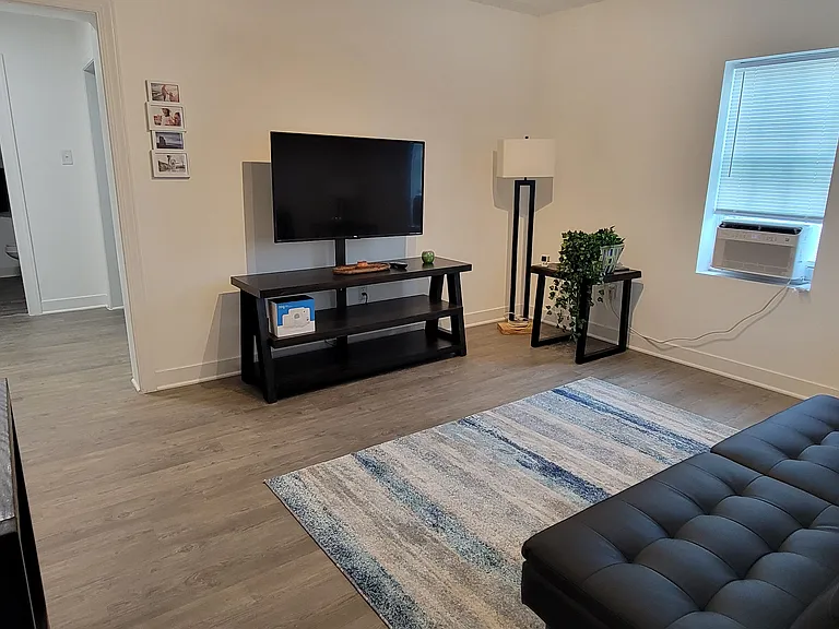 205 Whitfield Dr — Photo 1