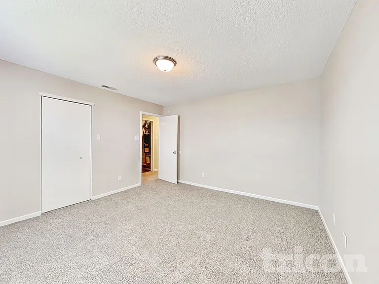 675 Country Gate Dr — Photo 10