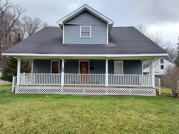 55 Waterford St, Union City, PA 16438