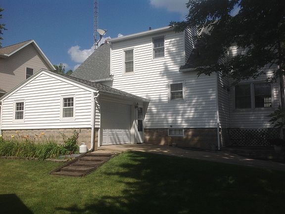 3rd image of 212 S Green St