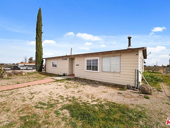 3rd image of 4120 La Mesa Rd