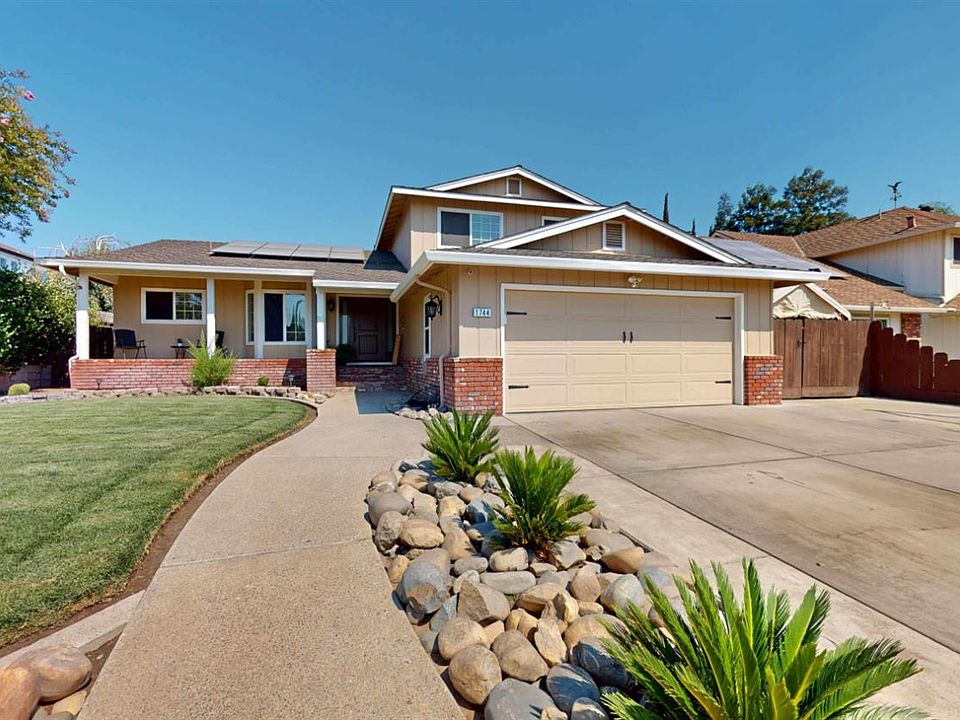 1st image of 1744 Hyde Park Ln