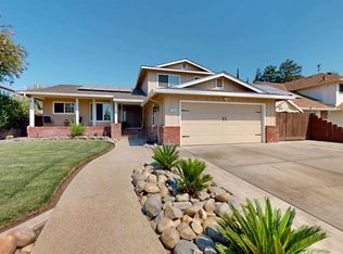 1744 Hyde Park Ln, Manteca, CA 95336