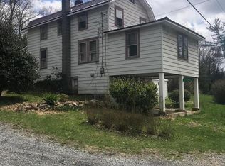 27062 Great Cove Rd, Mc Connellsburg, PA 17233