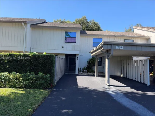 269 Deer Creek Wildwood Cir, Deerfield Beach, FL 33442