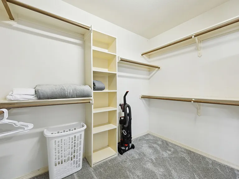 1118 Countryhill Dr — Photo 15