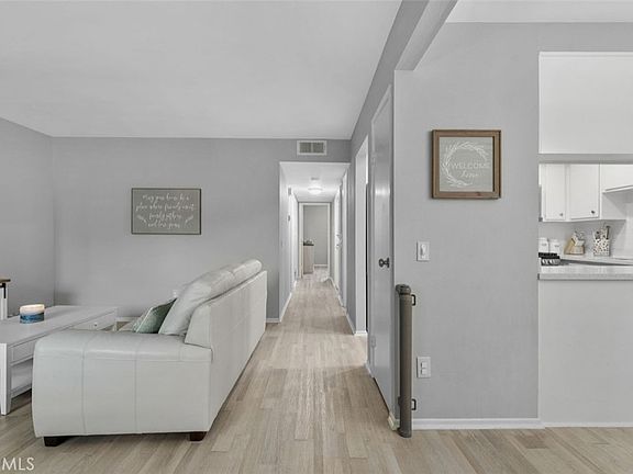 2nd image of 1411 Clemson Way