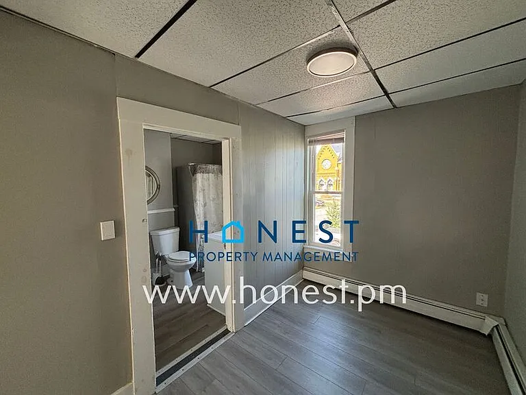 9 Maple St #4 — Photo 15
