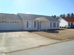 203 Dexter Bend Ct, Fountain Inn, SC 29644