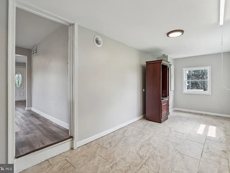 5023 Broad Run Church Rd — Photo 10