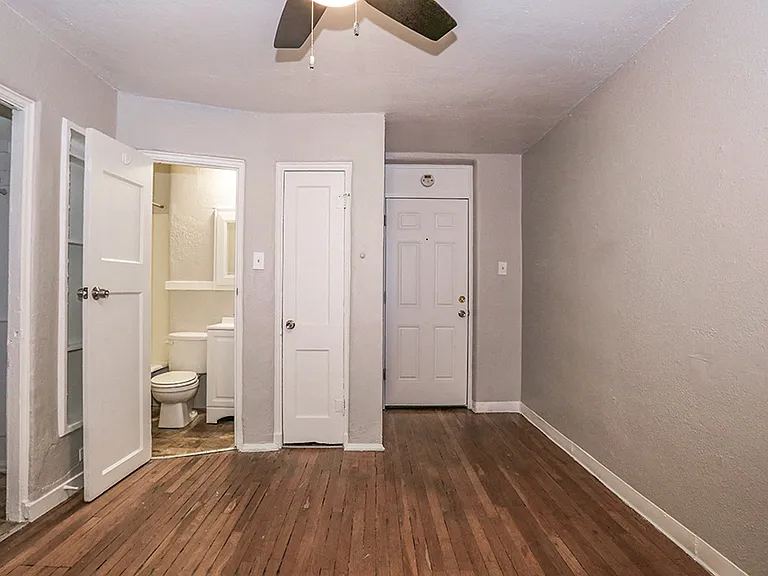 Palisade Apartments — Photo 31