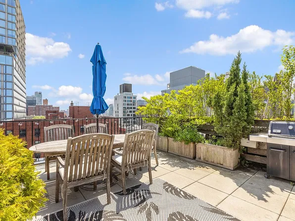 250 Bowery #Phb, New York, NY 10012