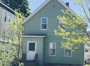 135 Maywood St, Worcester, MA 01603