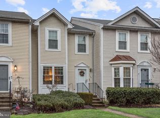 1708 Amberfield Ct, Crofton, MD 21114