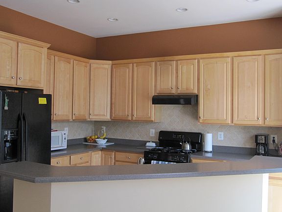 4th image of 15925 Greymill Manor Dr