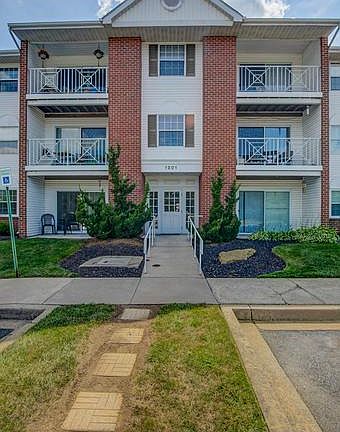 2nd image of 1201 Friars Wood Ct Unit 101