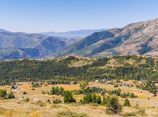 3243 N Oak Canyon Rd, Huntsville, UT 84317