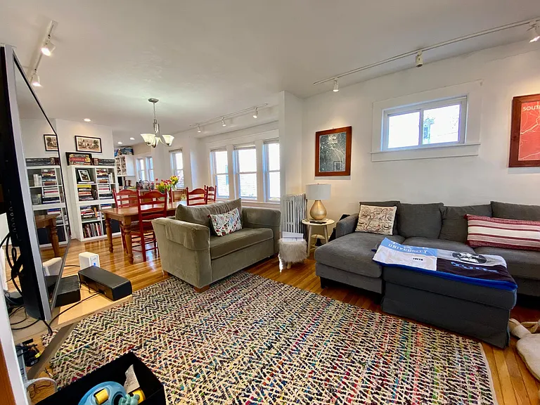 39 Westford St #1 — Photo 2
