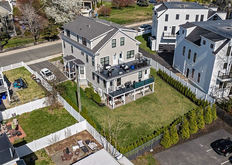 1st image of 15 Ashland St #2A