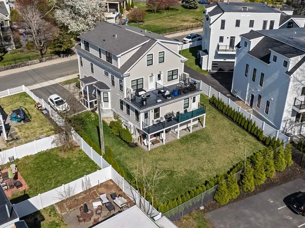15 Ashland St #2A, Dorchester, MA 02122