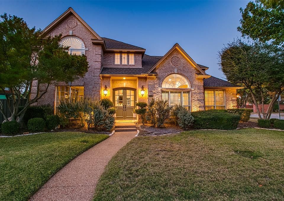 1st image of 900 Cypress Ct