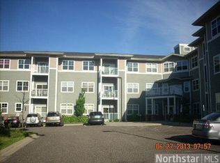 185 McCarrons Blvd N, Roseville, MN 55113