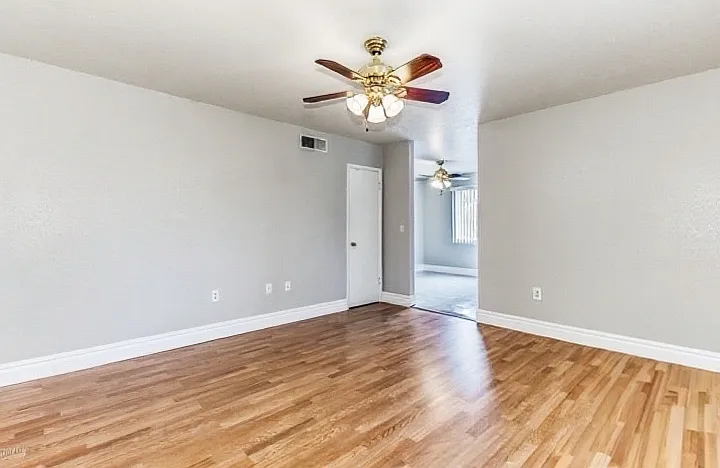 3142 E Cicero St #D202 — Photo 4
