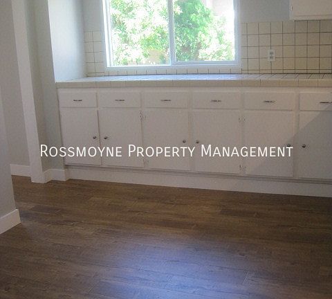 5th image of 4756 Wiota St