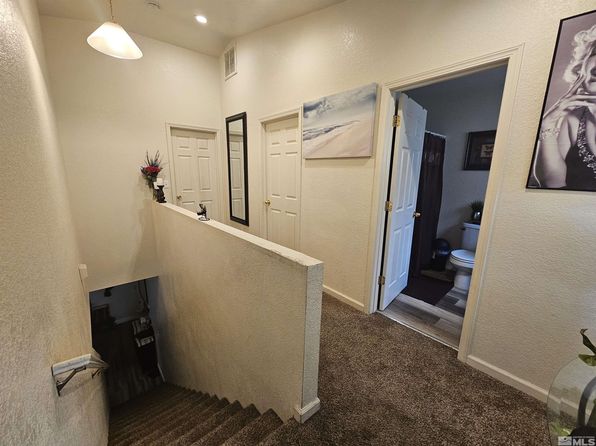 reno-nevada-449131644 picture