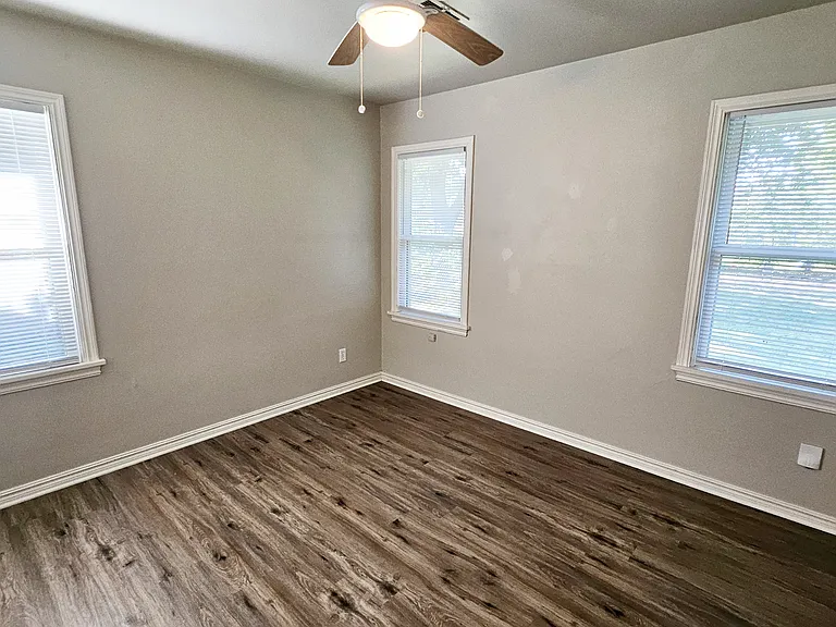 2132 Churchill Pl — Photo 11