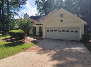 6757 Gaines Ferry Rd, Flowery Branch, GA 30542