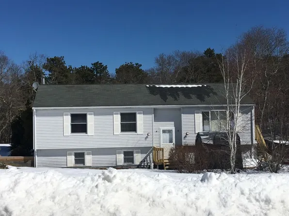 27 Treetop Way, Plymouth, MA 02360