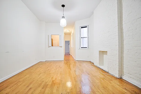 Rented by Oxford Property Group | media 4