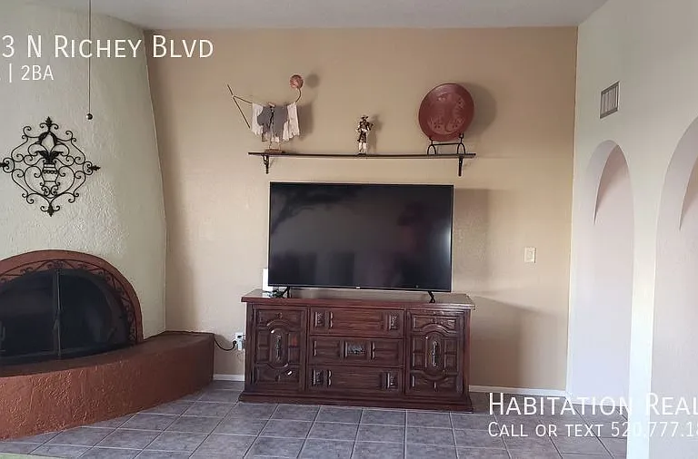 643 N Richey Blvd — Photo 42